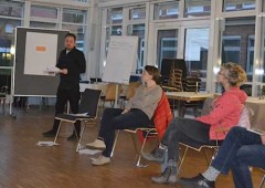 Flagge zeigen: Workshop gegen Hass im Netz fand in Aurich statt