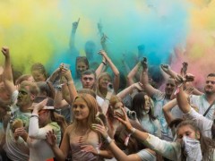 MoX war auf dem Holi-Festival