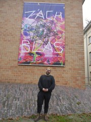 Hinter dem Vorhang: Edith-Russ-Haus zeigt Ausstellung von Zach Blas