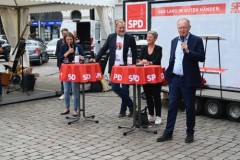 Wahlkampf: Ministerpräsident Stephan Weil (SPD) in Oldenburg