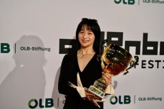 „Under the Burning Sun“ von Yun Xie gewinnt den German Independence Award – Originality, Daring, and Audacity